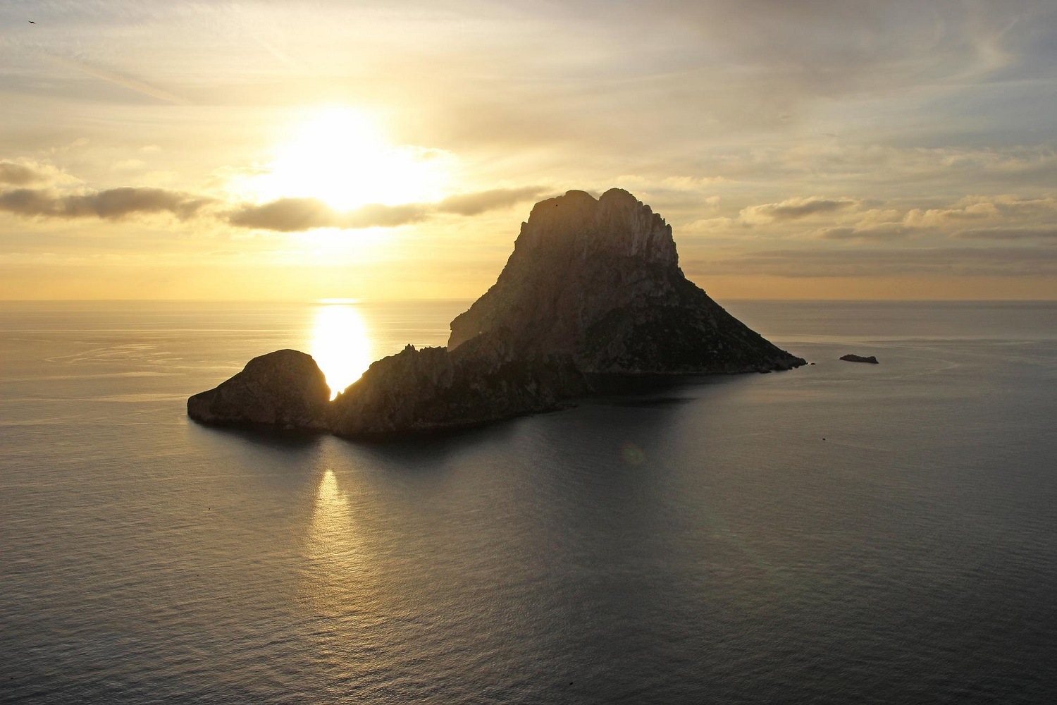 ibiza-3910916_1920